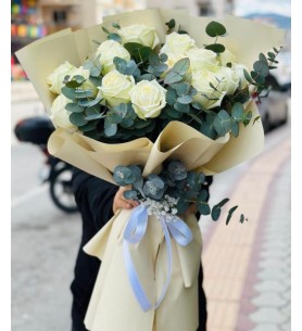 beyaz gül buketi